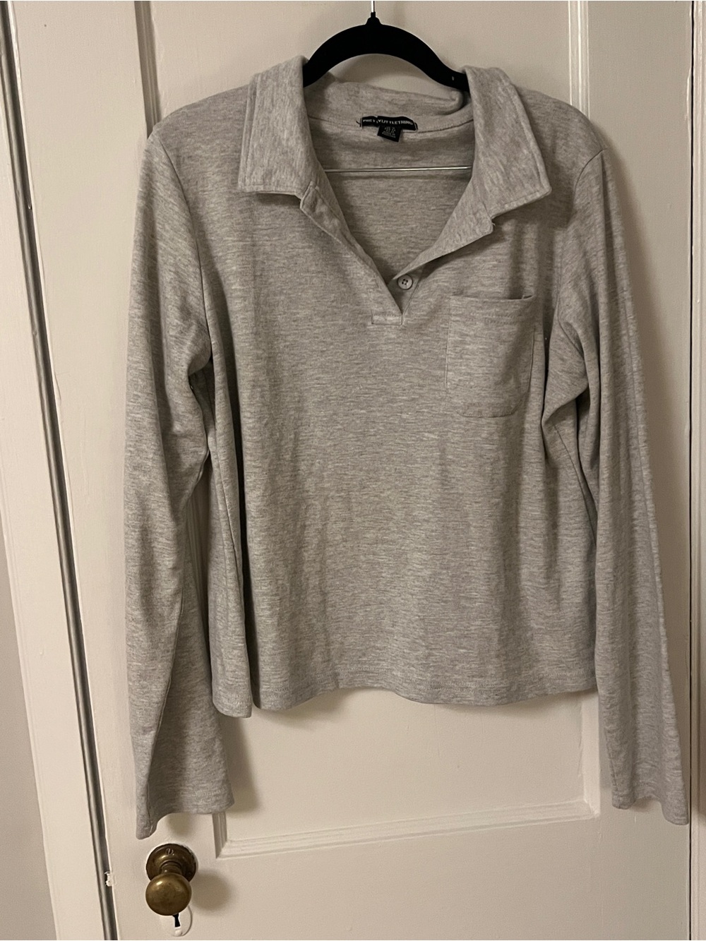 PrettyLittleThing Light Gray Collared Long-Sleeve Pullover Sweater